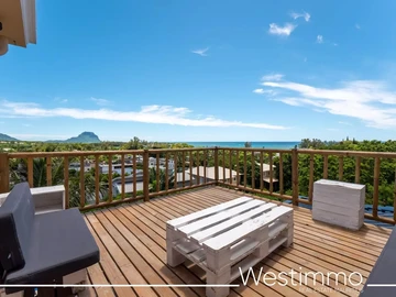 RIVIERE NOIRE - 2-bedroom apartment with sublime ocean and Le Morne views