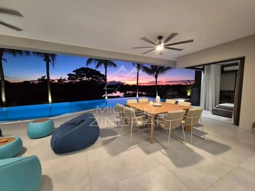 4 Bedroom Villa
