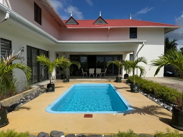 4 Bedroom Villa
