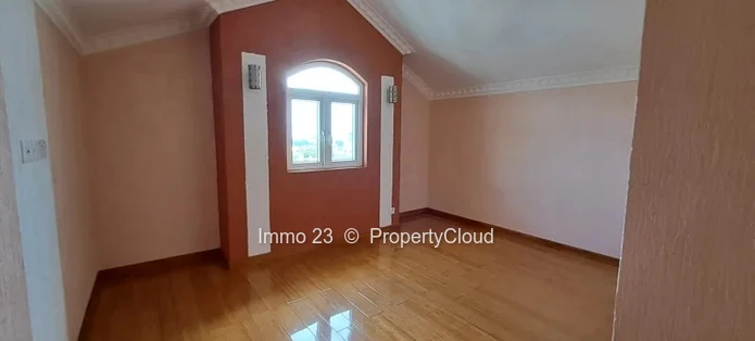 Penthouse - 5 chambres - Beau Bassin - Ref. PE81870VE