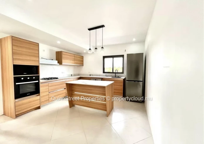 For Sale | 3-Bedroom Villa 