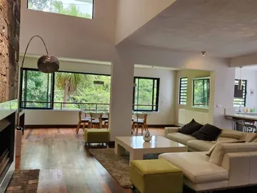 Executive Town House for Rent in Moka