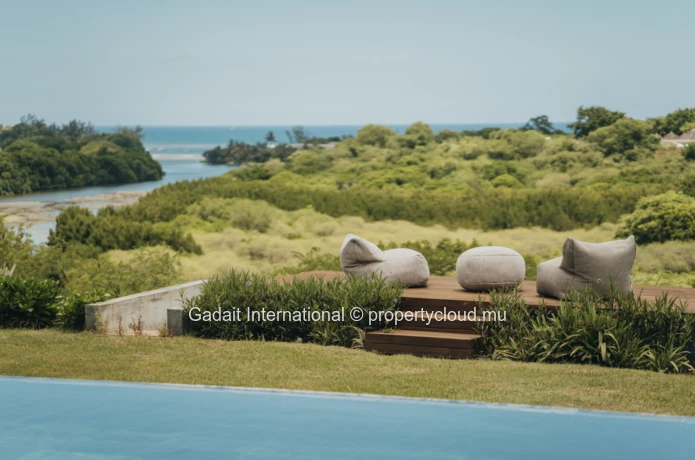 Location courte durée – Villa de haut standing avec piscine à débordement au Domaine Akasha, Ouest de l'Île Maurice