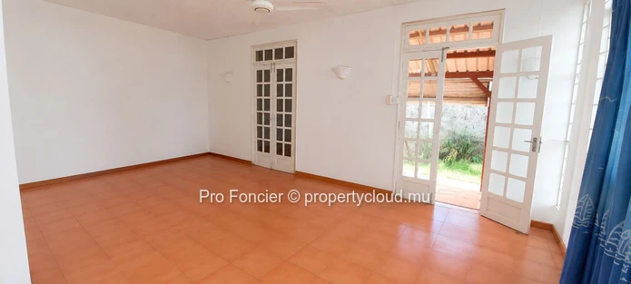 Maison à vendre à Albion - Un bien de plain-pied avec beau potentiel