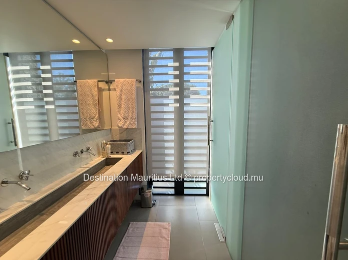 Ultra Premium Beachfront Sanctuary