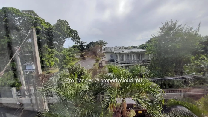 Apartment for sale in Rose-Hill - Spacious and bright 