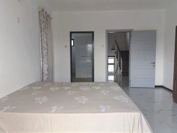 Maison de 4 Chambres