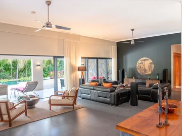 4 Bedroom Villa