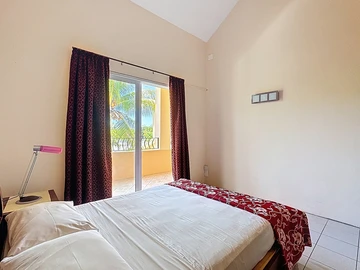 10 Bedroom House