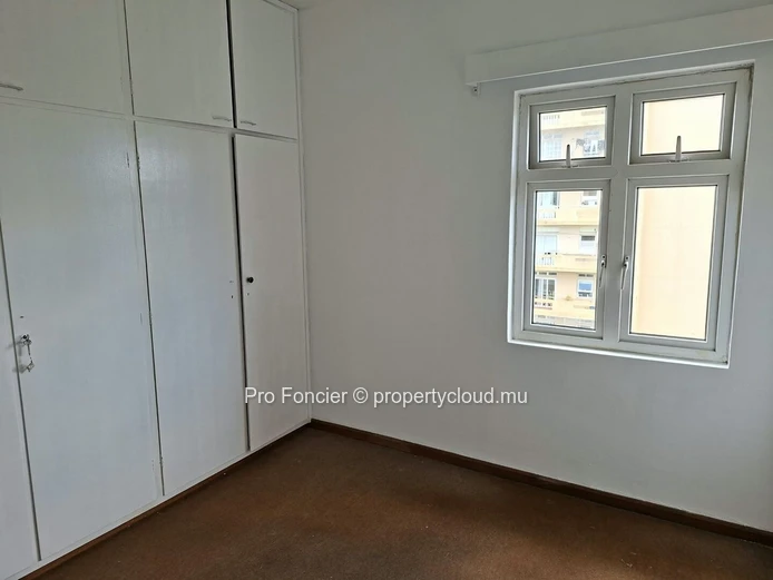 Àppartement à vendre à Curepipe - Récemment repeint et très bien entretenu.