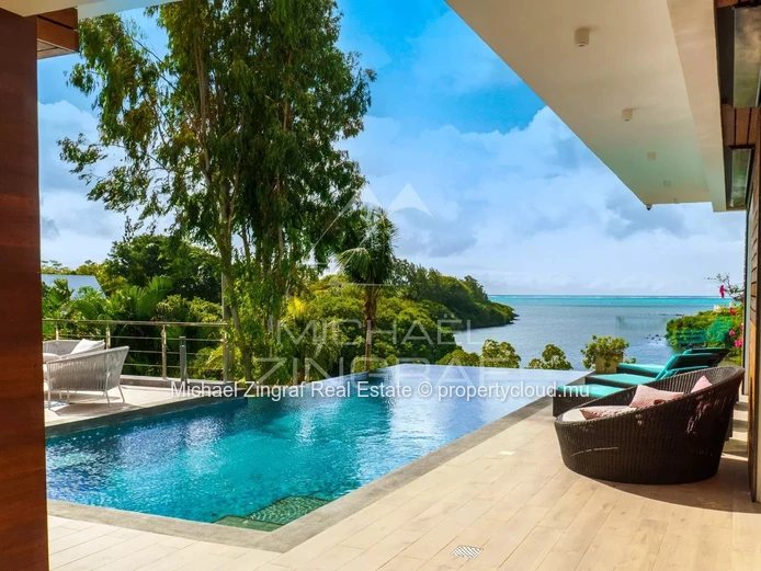 Exceptional Villa in Azuri – Luxury Living Between Golf, Marina and the Lagoon
