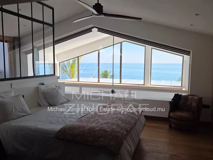 Penthouse d’Exception Pieds dans l’Eau à Pointe aux Canonniers