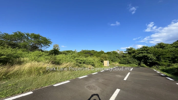 Terrains à vendre en propriété sécurisée