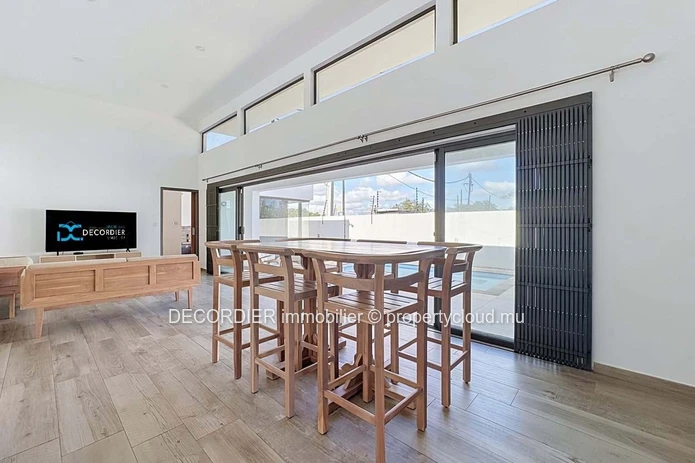 Stunning New Villa with Private Pool in Calodyne
