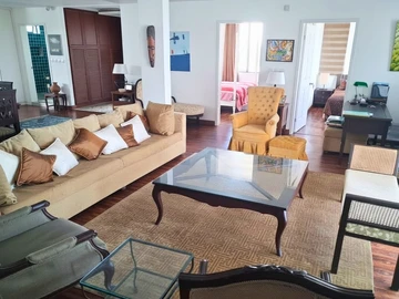 Appartement de 4 Chambres