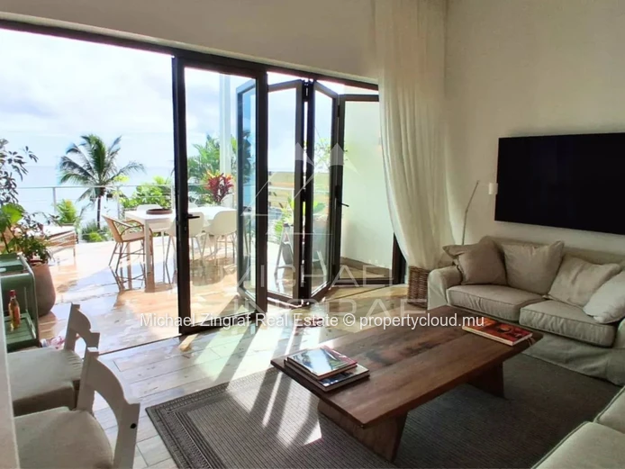 Pointe aux Canonniers – Appartement pieds dans l'eau