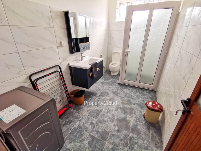 À Louer - Appartement De 2 Chambres Au Rez De Chaussée - Coromandel
