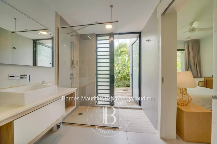 BALACLAVA – Villa moderne avec piscine – 4 chambres