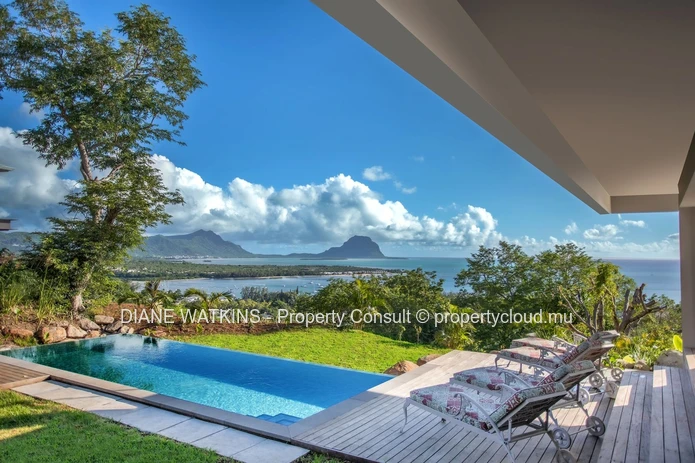 Villa contemporaine de 5 chambres à louer avec vue mer et piscine privée – Rivière Noire