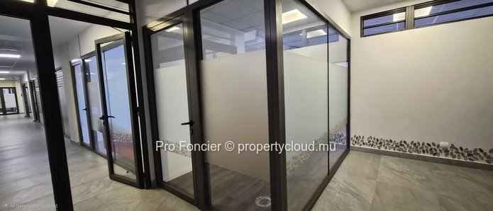 Commercial Space for rent in Quatre Bornes – Prime Location