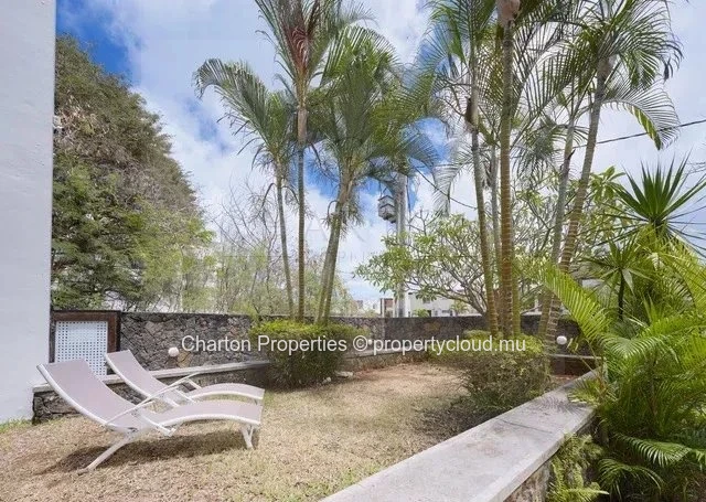 Élégant appartement de 1 chambre en rez-de-jardin à quelques pas des plages de Mont Choisy