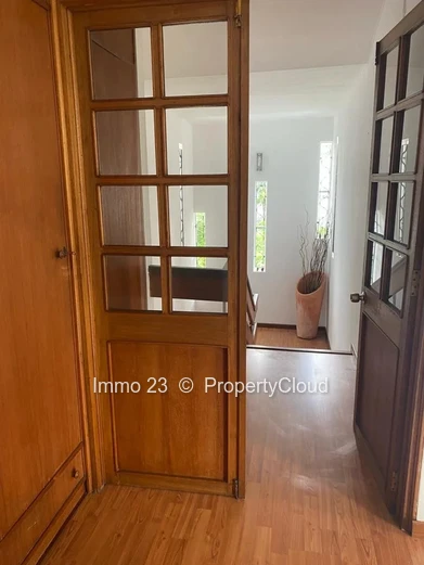 Maison / Villa - 6 chambres - Quatre Bornes - Ref. MA89665VE