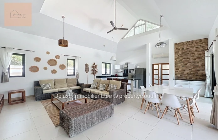 4 Bedroom Villa with Pool & available to foreigners
